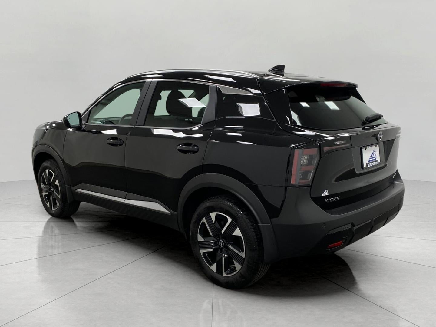 2026 Nissan Kicks SV AWD