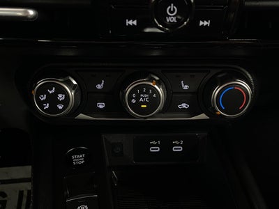 2025 Nissan Kicks SV AWD