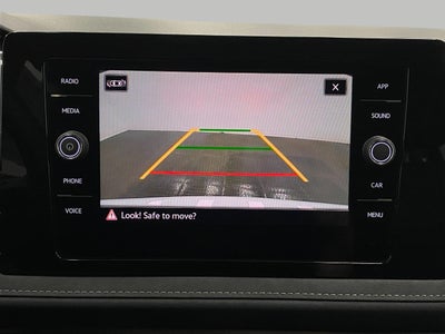 2026 Volkswagen Taos SE Black 4MOTION