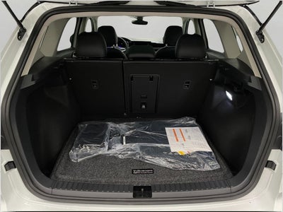 2026 Volkswagen Taos SE Black 4MOTION