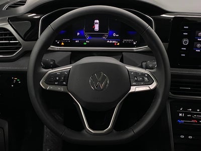 2026 Volkswagen Taos SE Black 4MOTION
