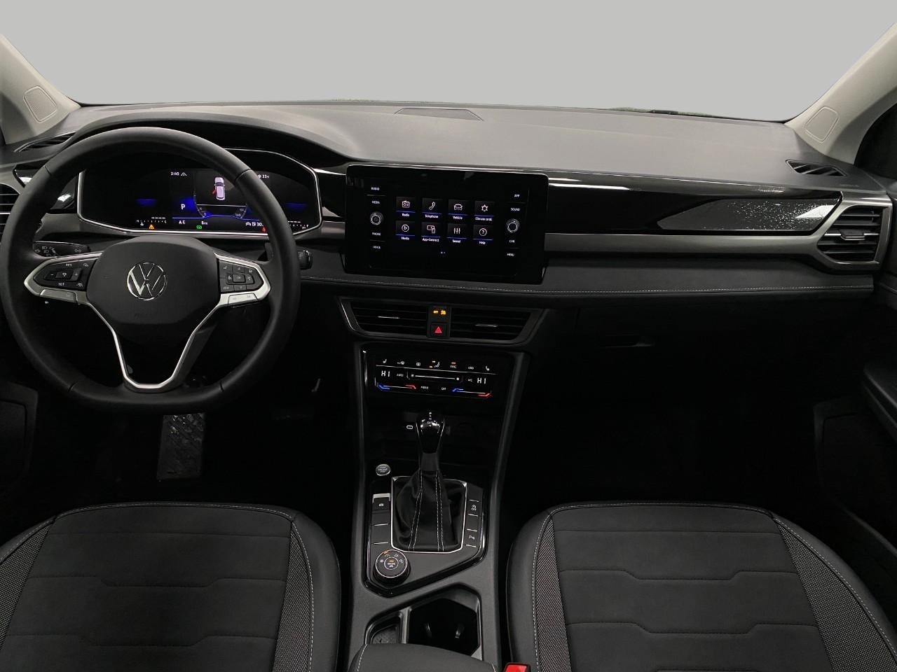 2026 Volkswagen Taos SE Black 4MOTION