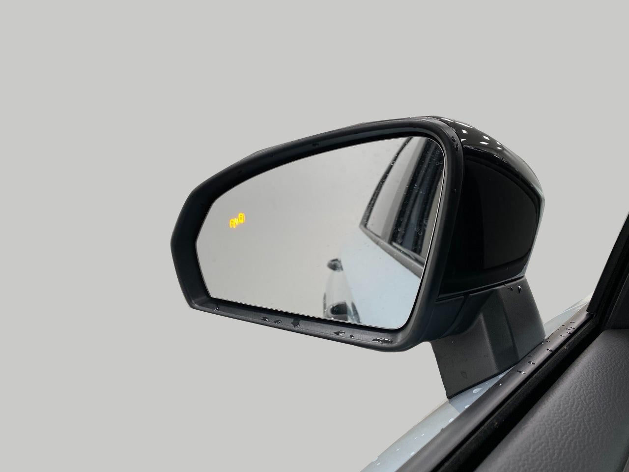 2026 Volkswagen Taos SE Black 4MOTION