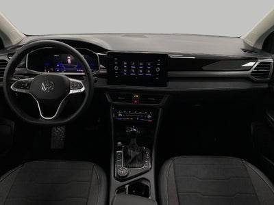 2026 Volkswagen Taos SE Black 4MOTION