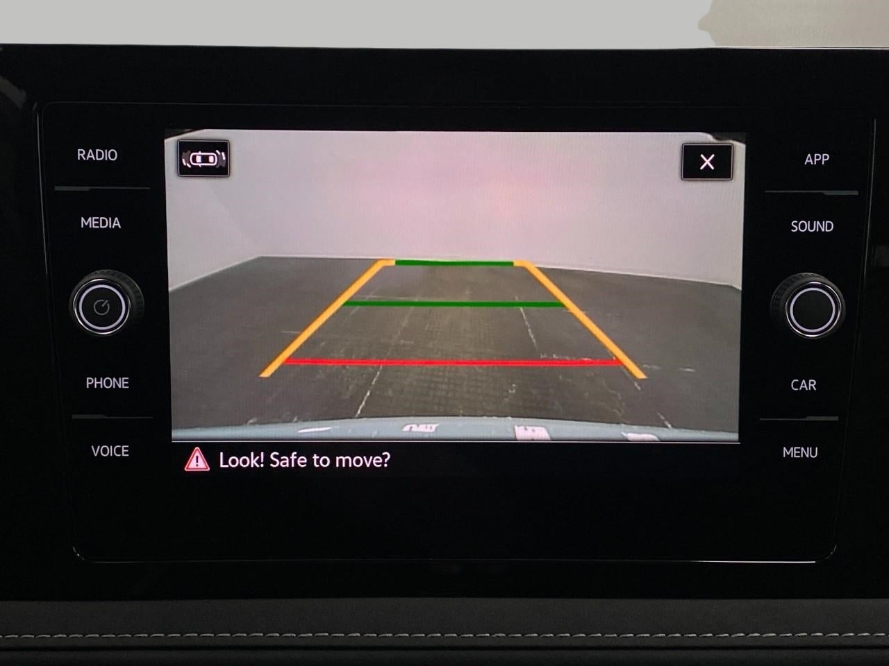 2026 Volkswagen Taos SE Black 4MOTION