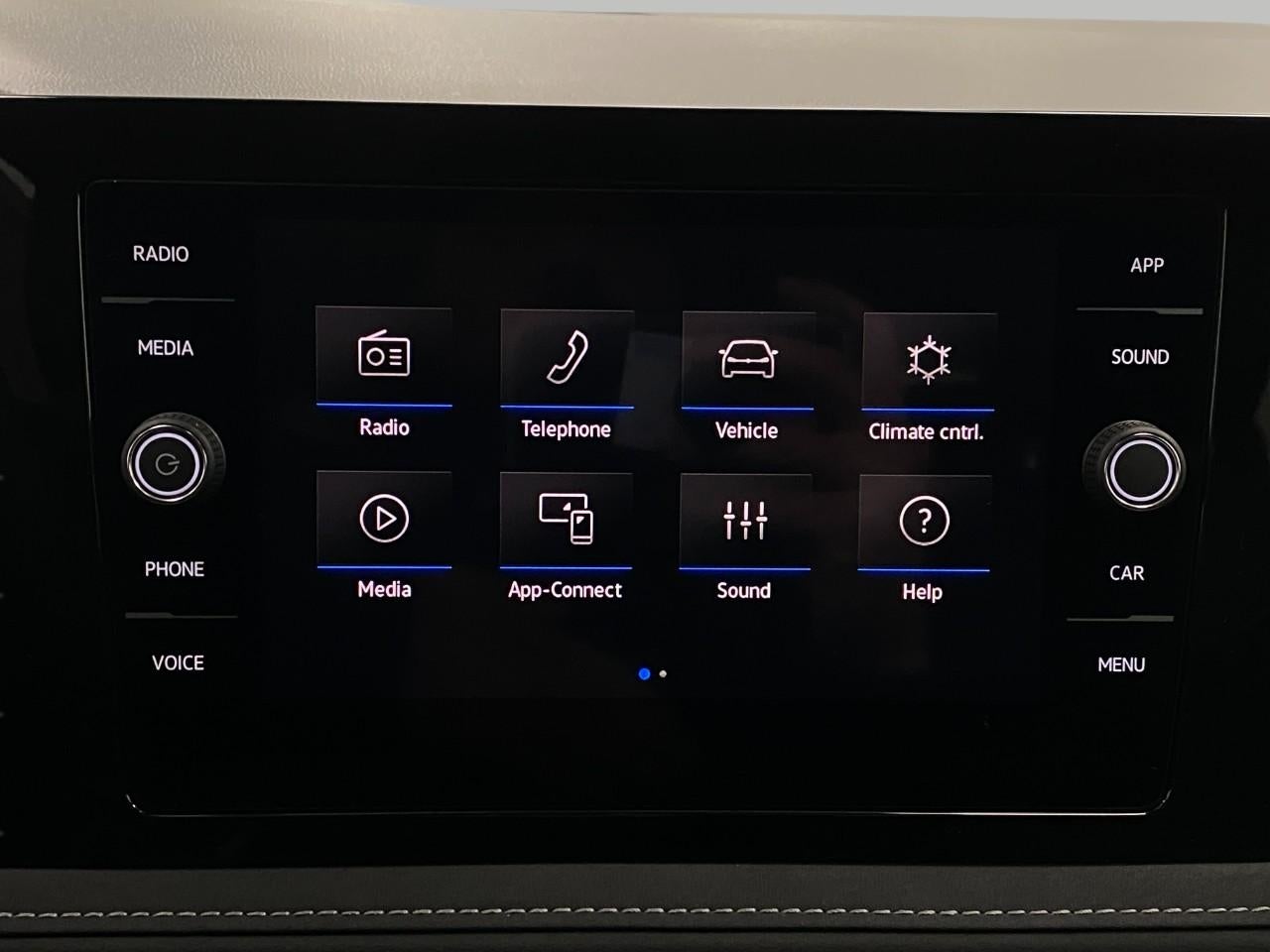 2026 Volkswagen Taos SE Black 4MOTION