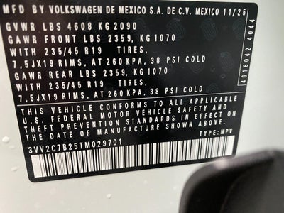 2026 Volkswagen Taos SE Black 4MOTION