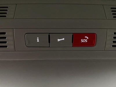 2025 Volkswagen Taos SE Black 4MOTION