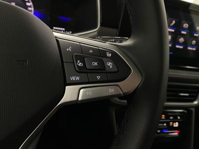 2027 Volkswagen Taos SE Black 4MOTION