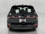 2027 Volkswagen Taos SE Black 4MOTION