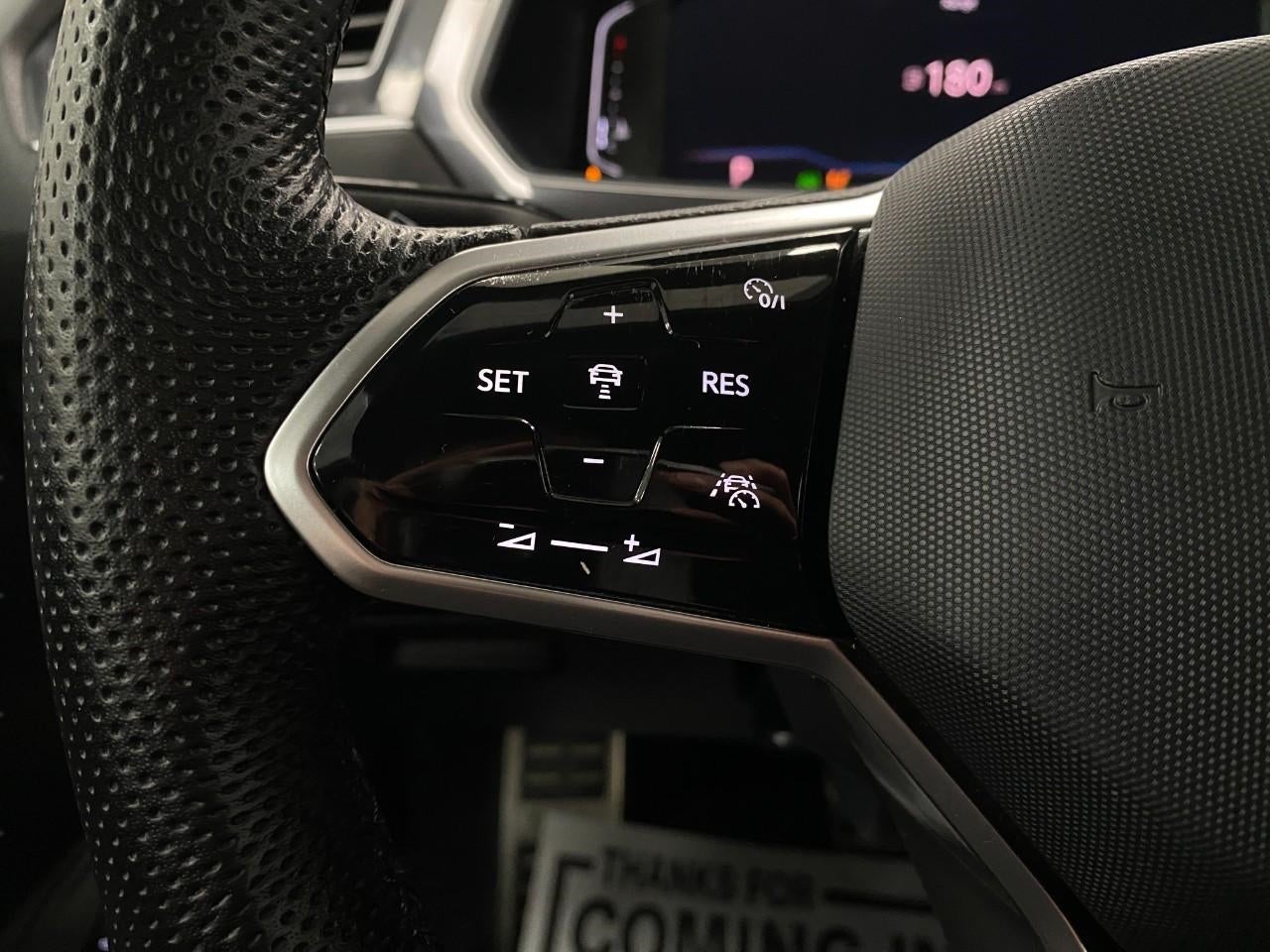 2024 Volkswagen Tiguan 2.0T SEL R-Line 4MOTION