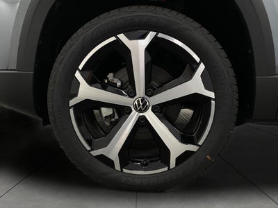 2026 Volkswagen Taos SEL 4MOTION
