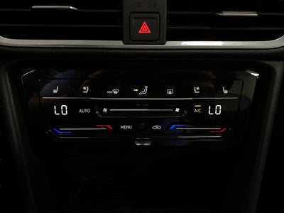2026 Volkswagen Taos SEL 4MOTION