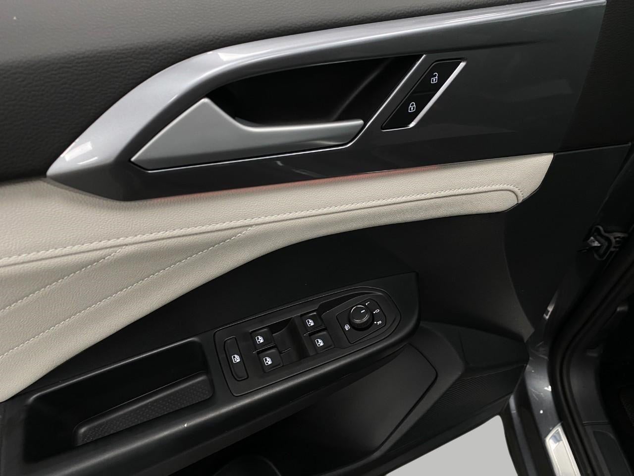 2026 Volkswagen Taos SEL 4MOTION