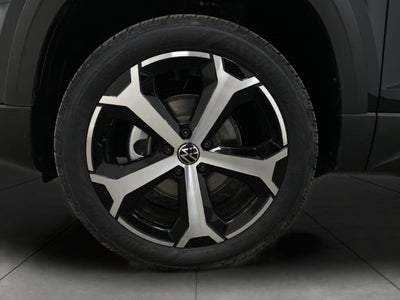 2026 Volkswagen Taos SEL 4MOTION