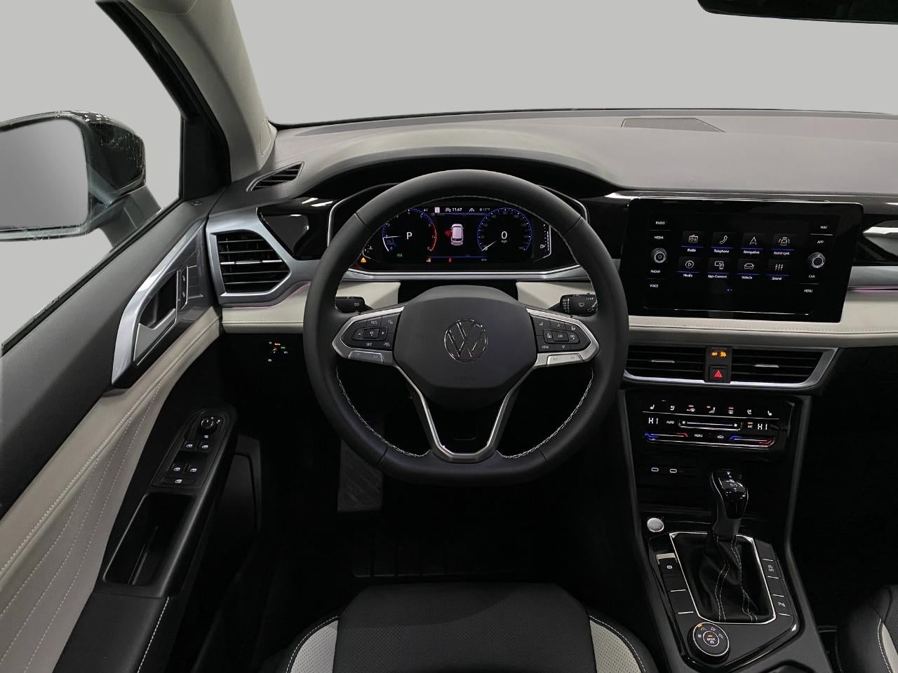 2026 Volkswagen Taos SEL 4MOTION