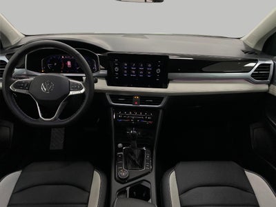 2026 Volkswagen Taos SEL 4MOTION