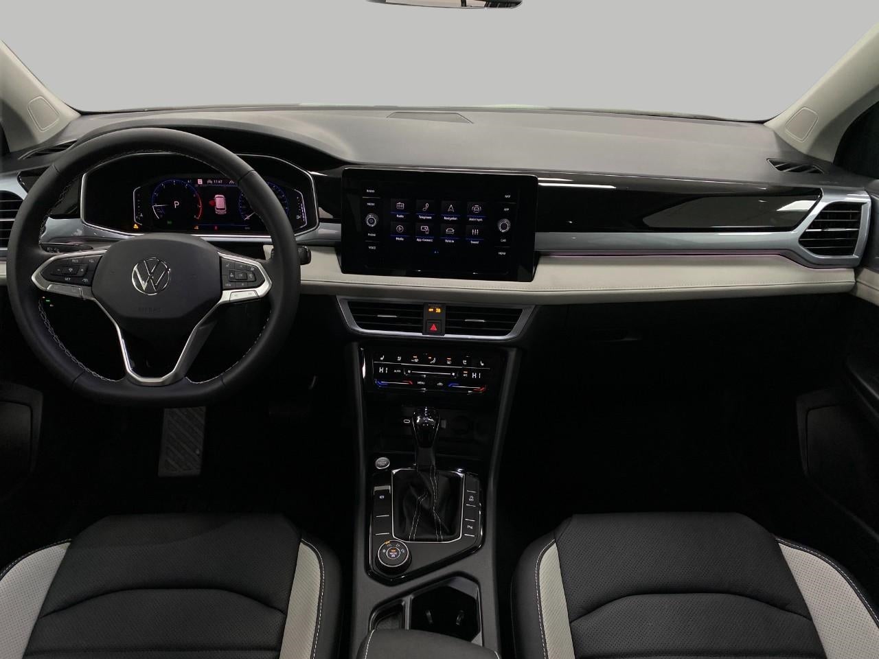 2026 Volkswagen Taos SEL 4MOTION