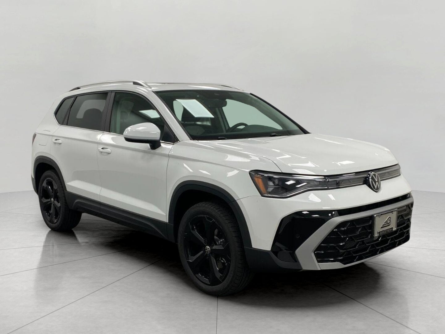 2027 Volkswagen Taos SEL 4MOTION