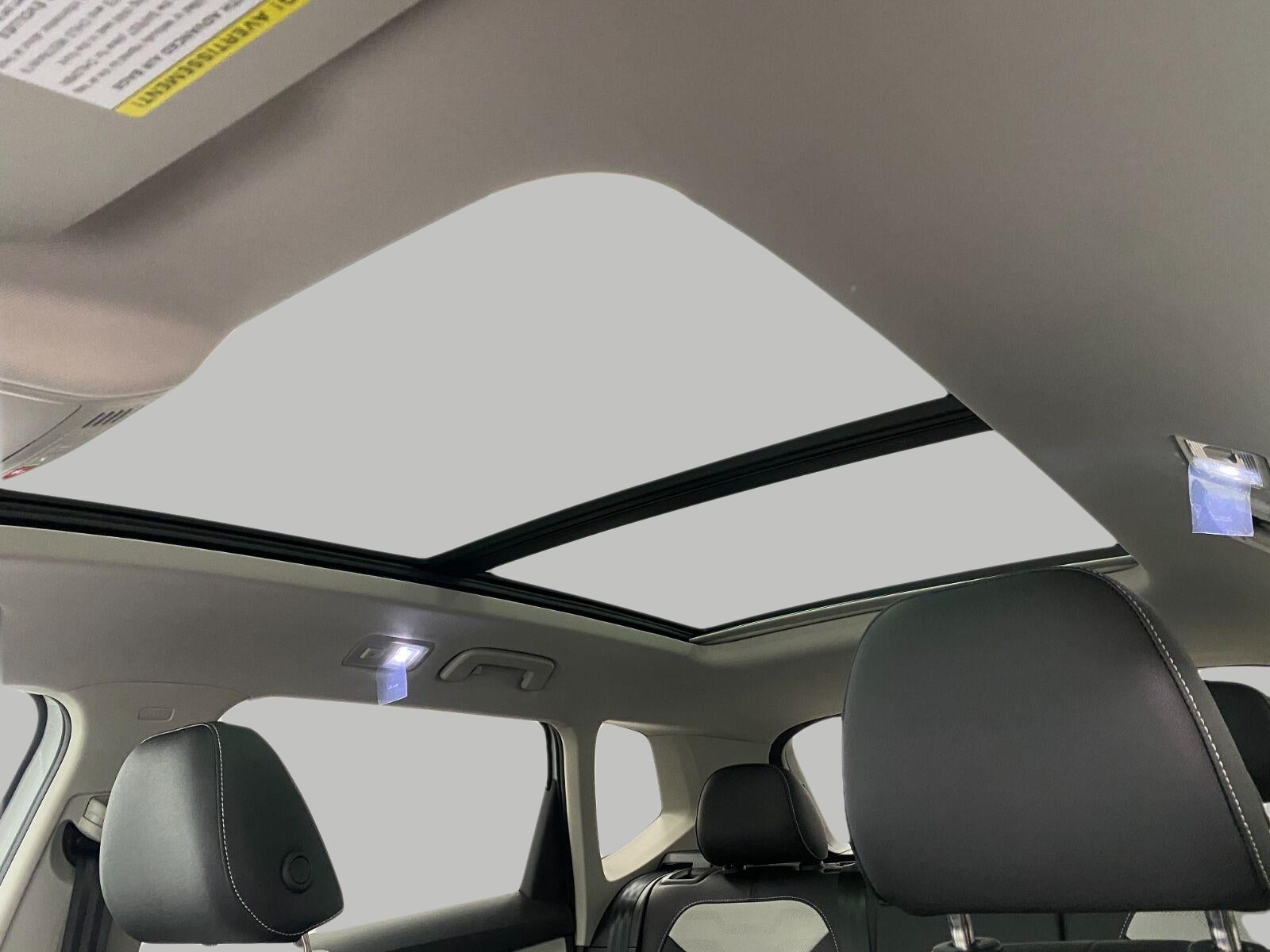 2027 Volkswagen Taos SEL 4MOTION