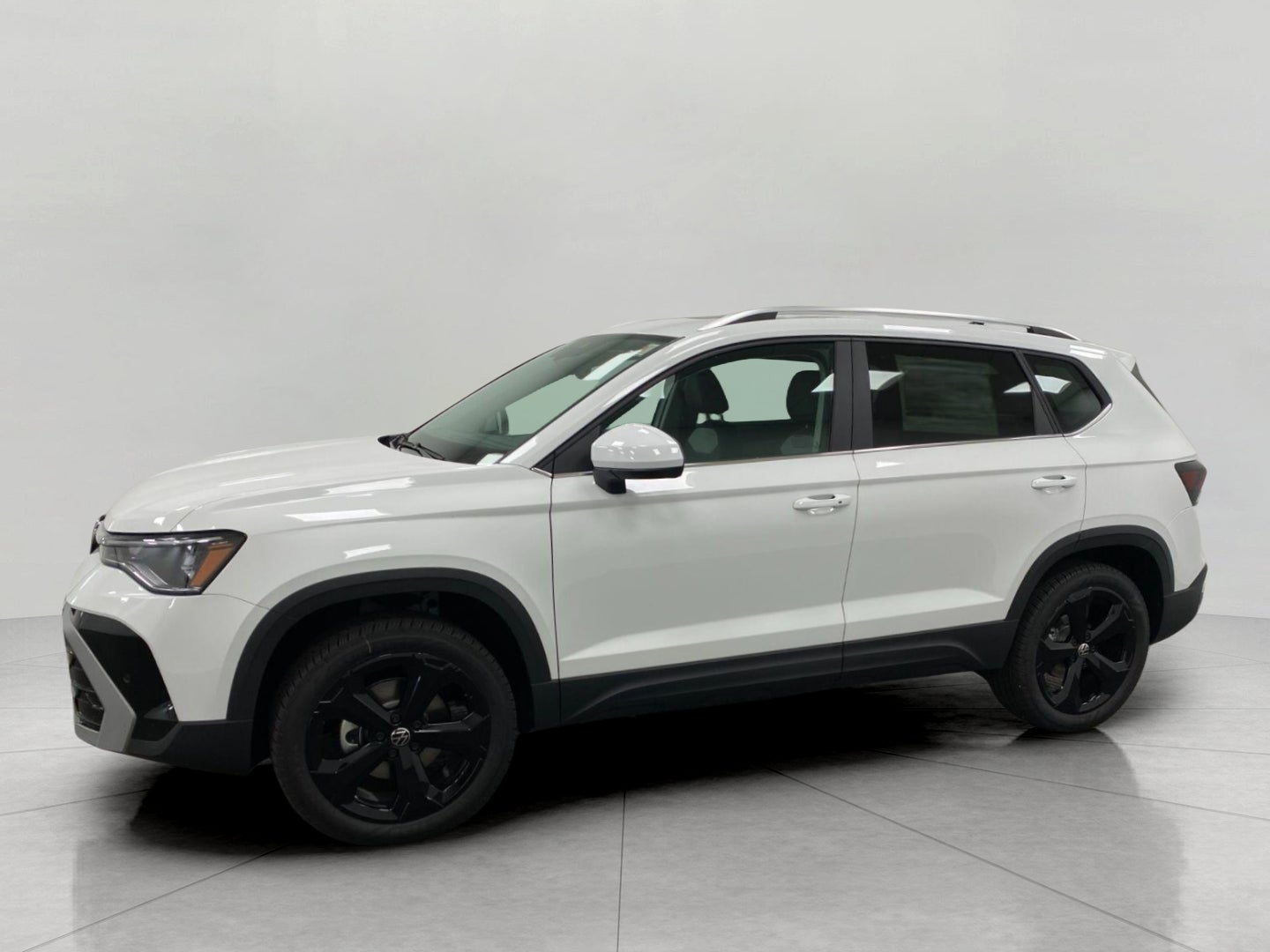 2027 Volkswagen Taos SEL 4MOTION