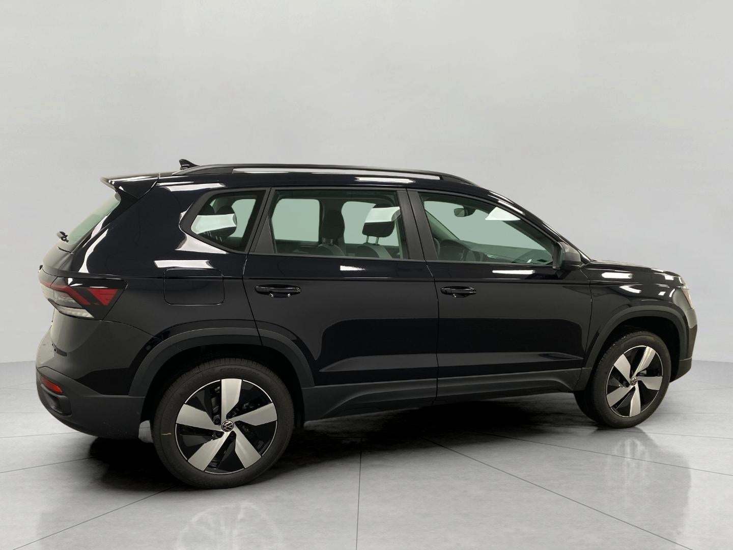 2026 Volkswagen Taos S 4MOTION