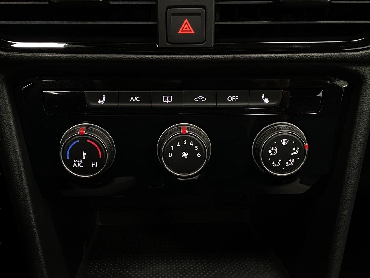 2026 Volkswagen Taos S 4MOTION