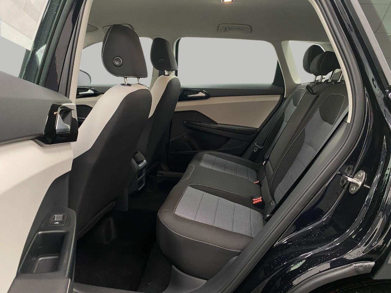 2026 Volkswagen Taos S 4MOTION