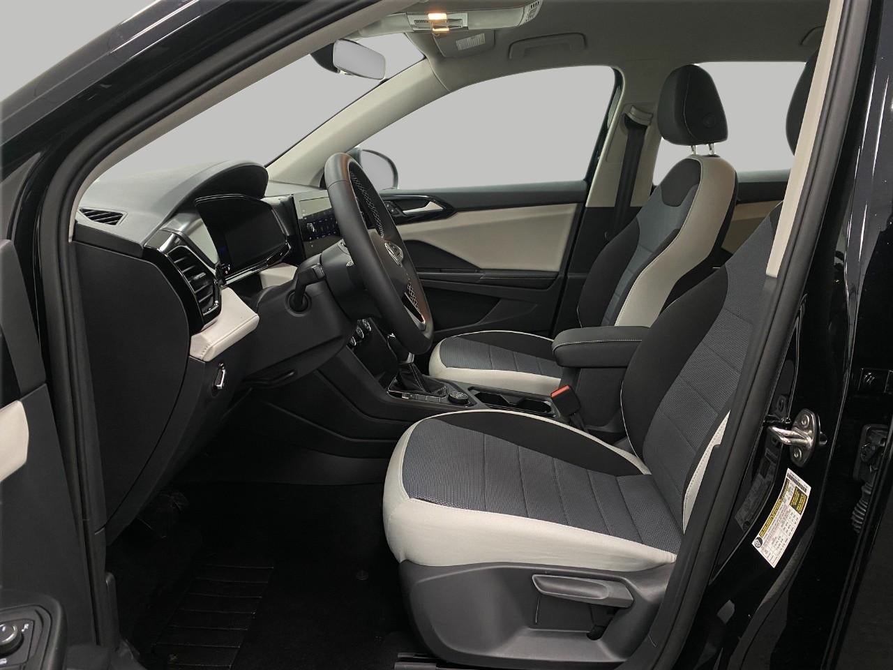 2026 Volkswagen Taos S 4MOTION