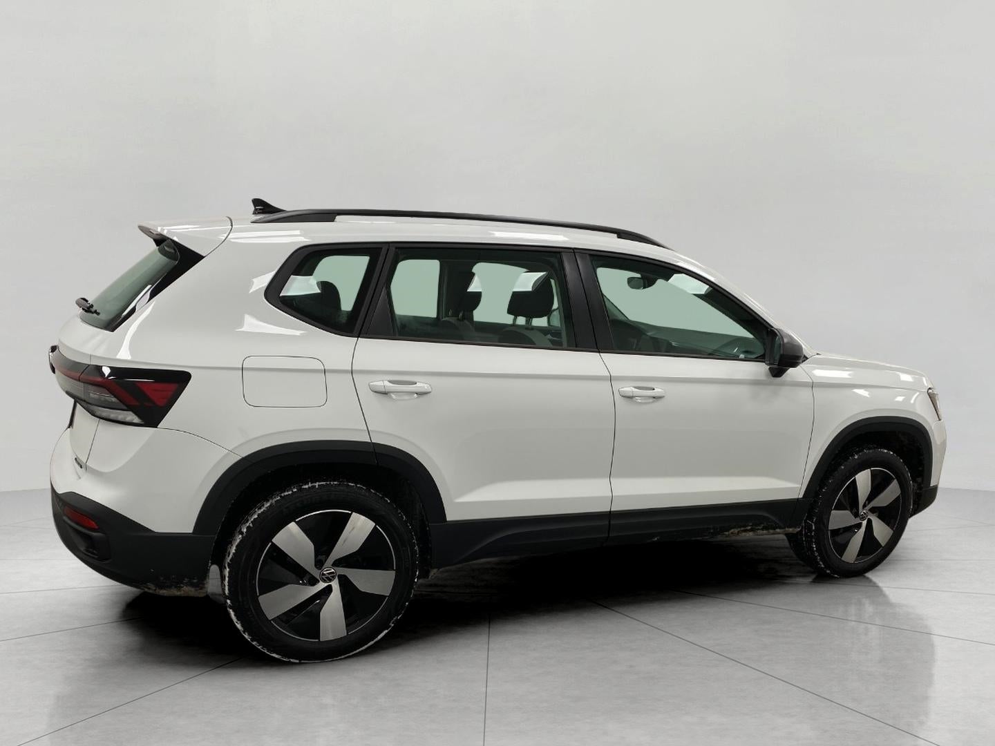 2025 Volkswagen Taos S 4MOTION