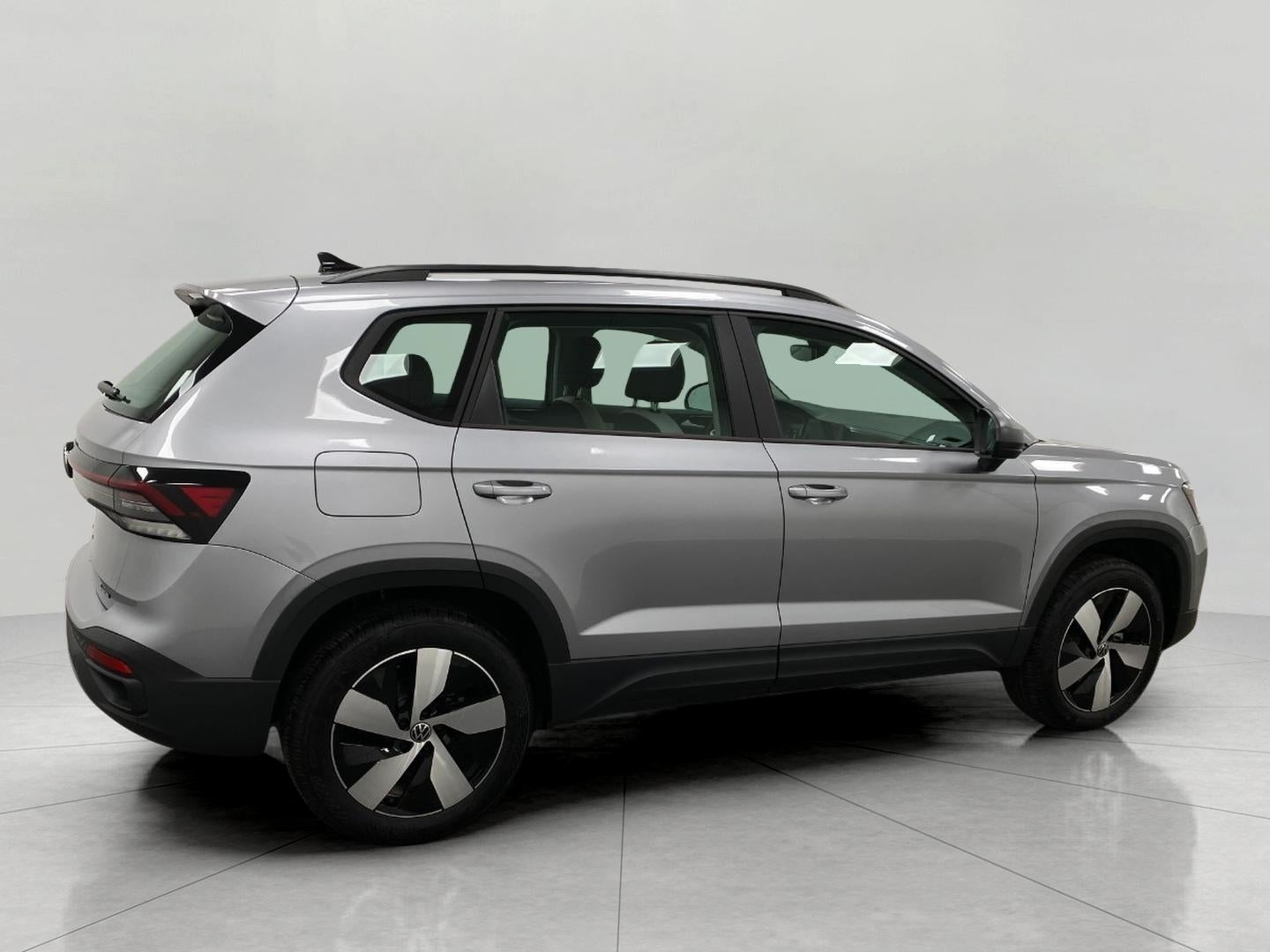 2025 Volkswagen Taos S 4MOTION