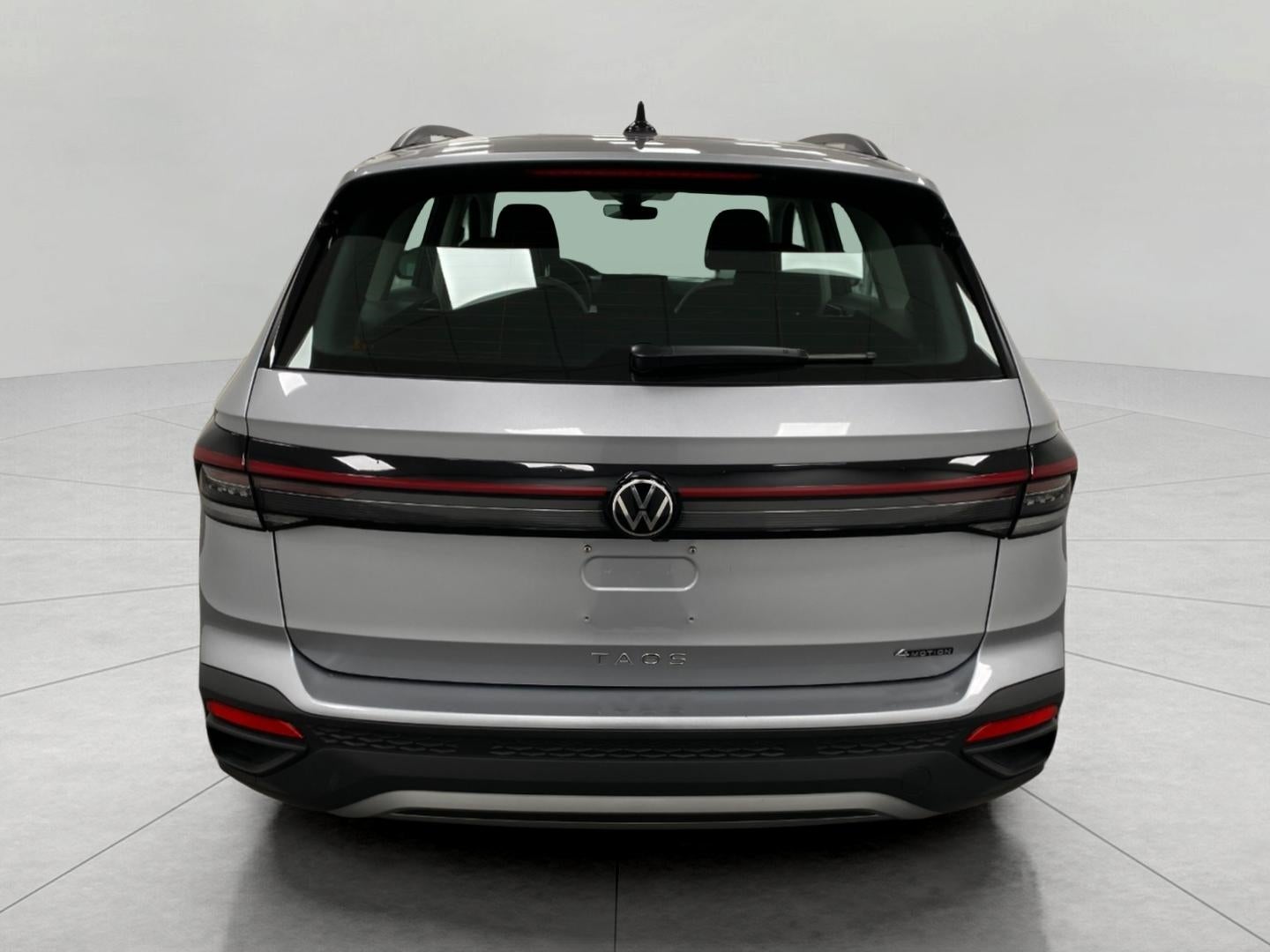 2025 Volkswagen Taos S 4MOTION