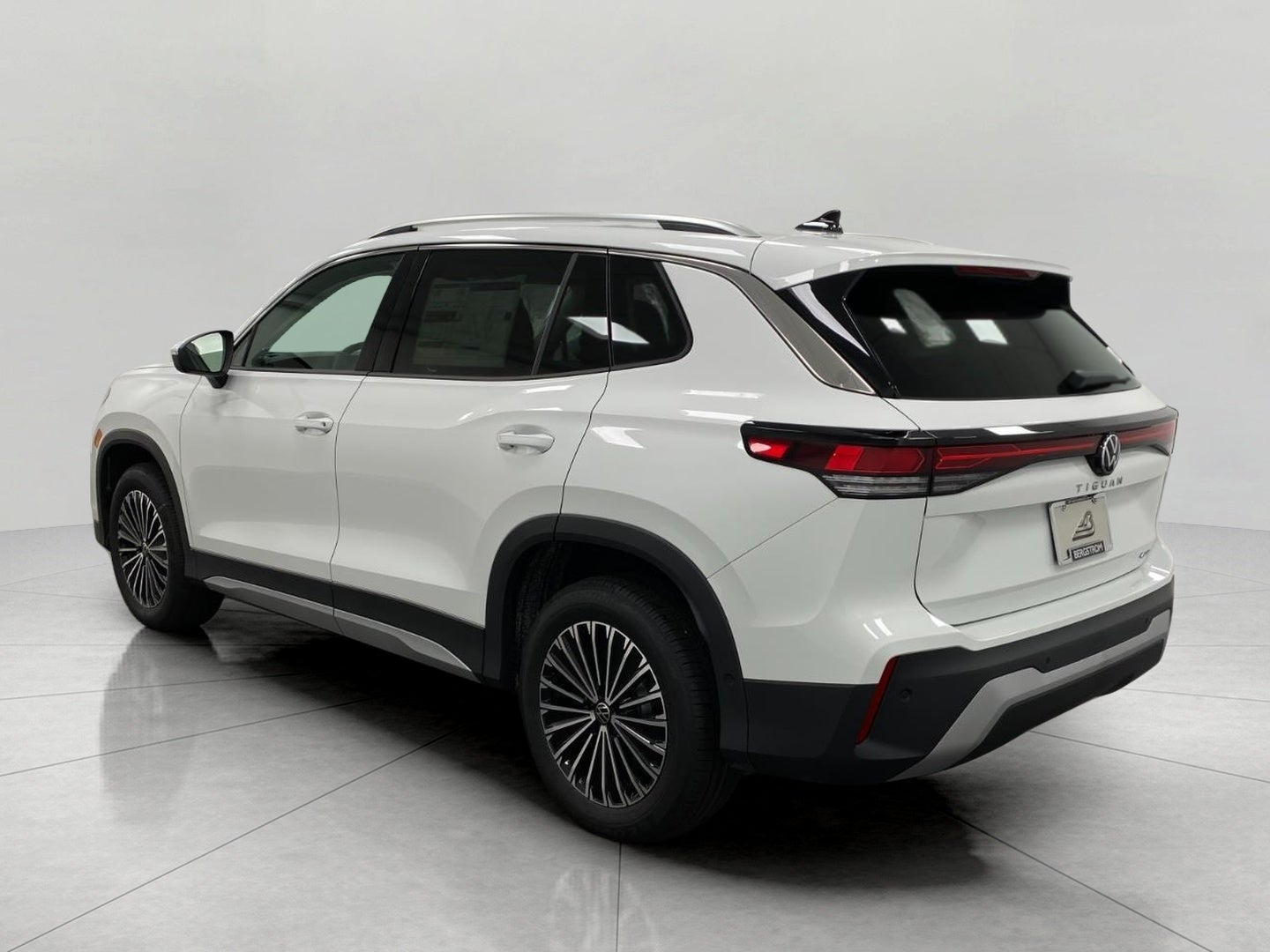 2026 Volkswagen Tiguan S 4MOTION