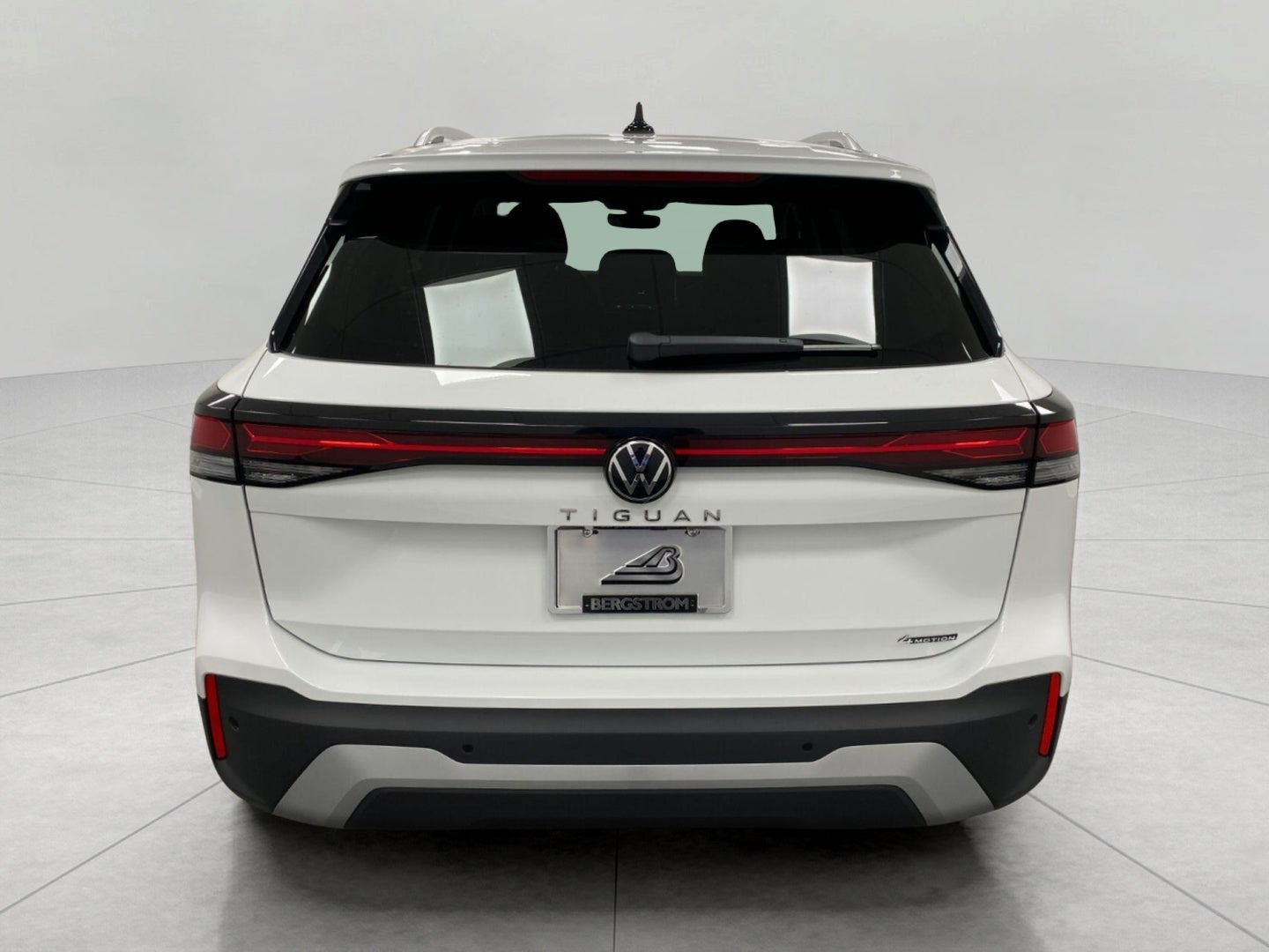 2026 Volkswagen Tiguan S 4MOTION