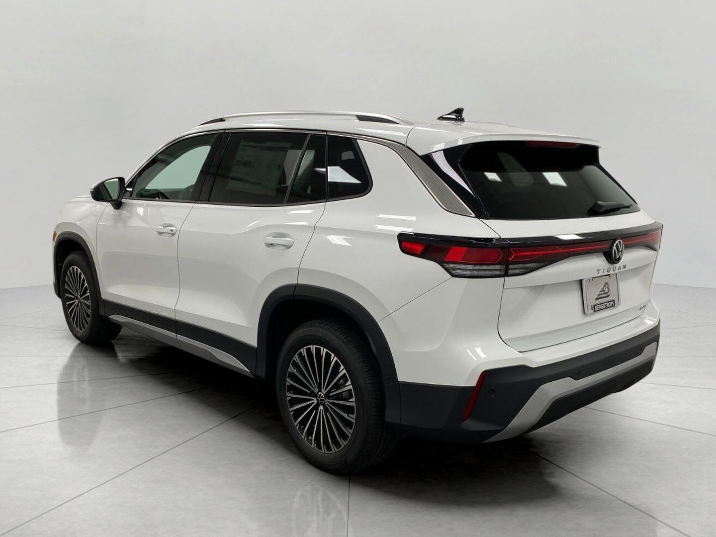 2026 Volkswagen Tiguan S 4MOTION