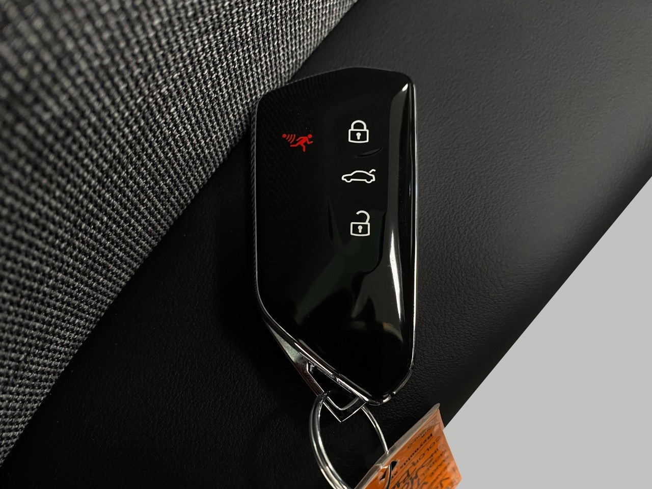 2025 Volkswagen Tiguan 2.0T S 4MOTION