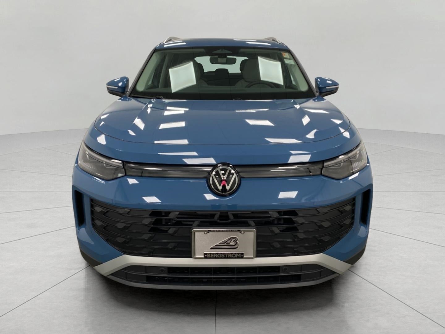 2025 Volkswagen Tiguan 2.0T SE 4MOTION