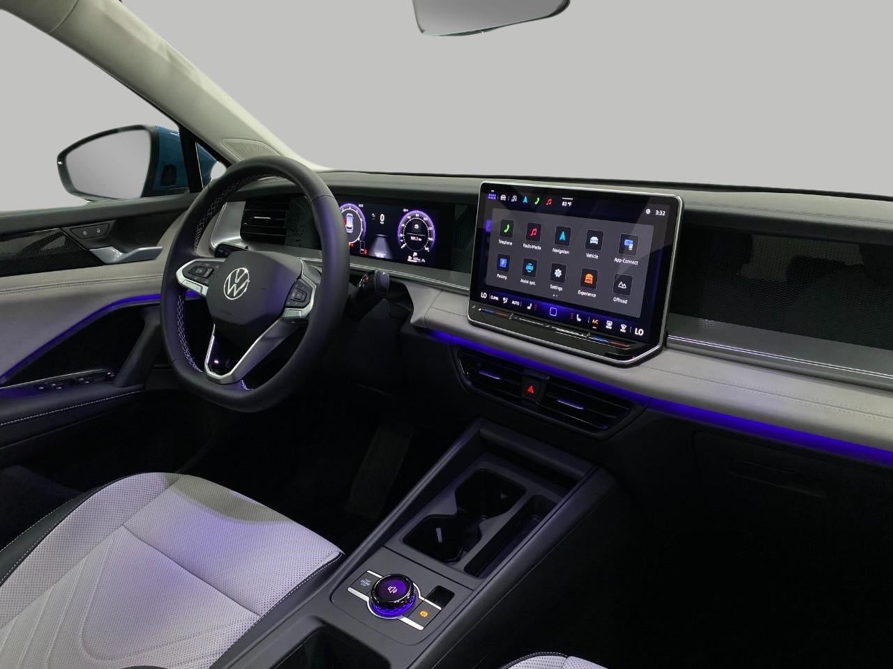 2025 Volkswagen Tiguan 2.0T SE 4MOTION