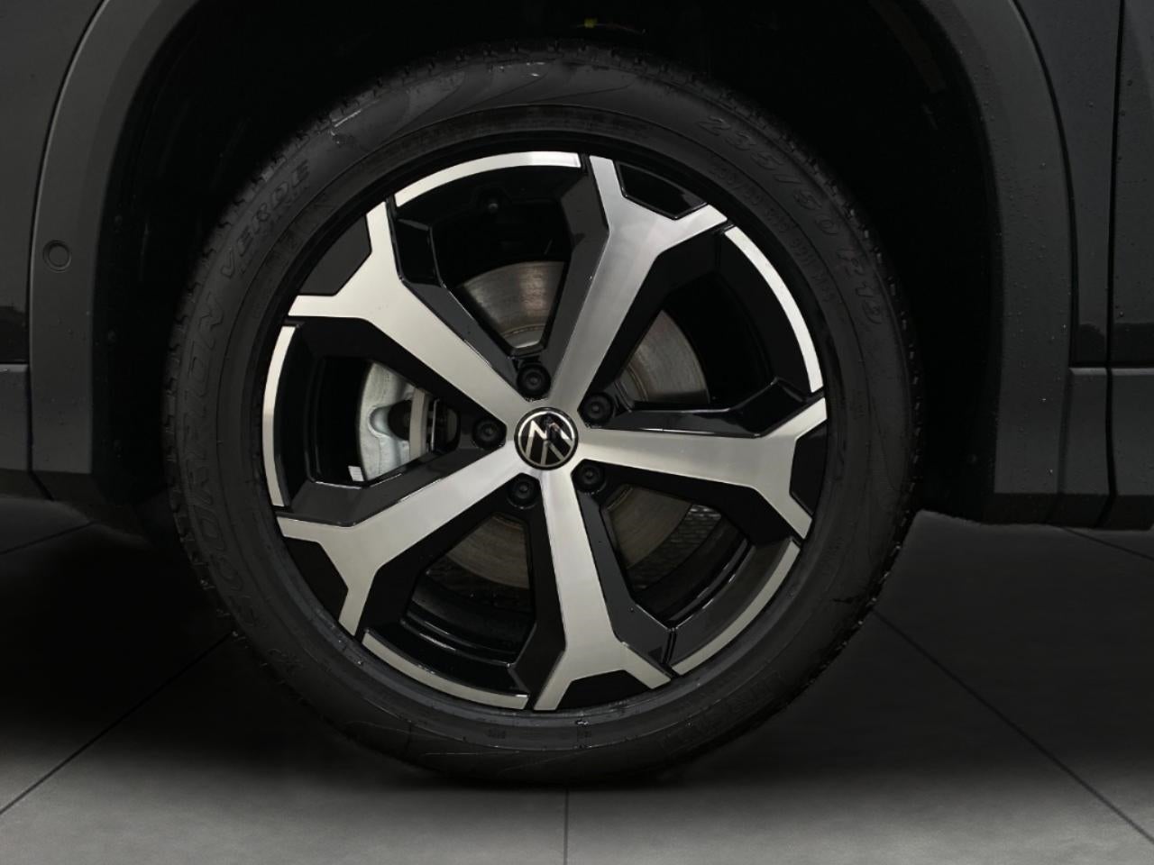 2026 Volkswagen Tiguan SE 4MOTION
