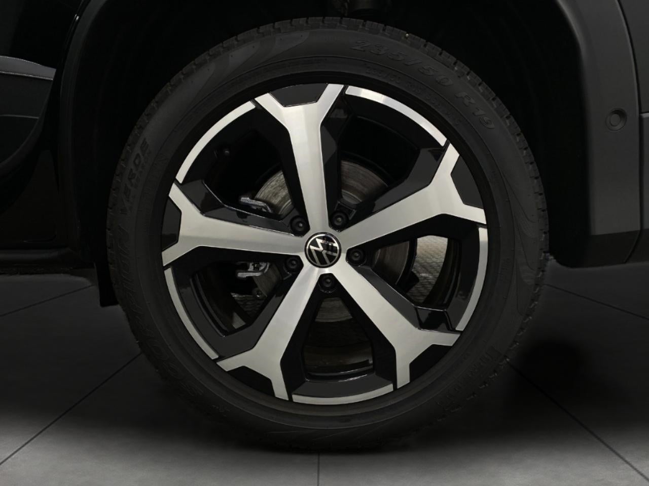 2026 Volkswagen Tiguan SE 4MOTION