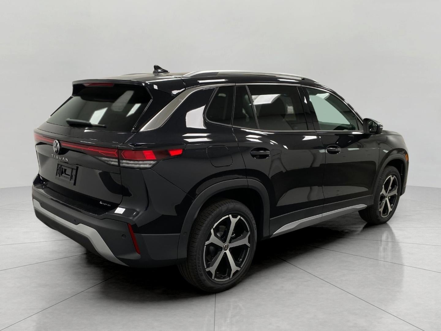 2026 Volkswagen Tiguan SE 4MOTION