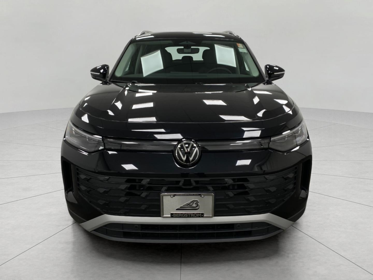 2025 Volkswagen Tiguan 2.0T SE 4MOTION