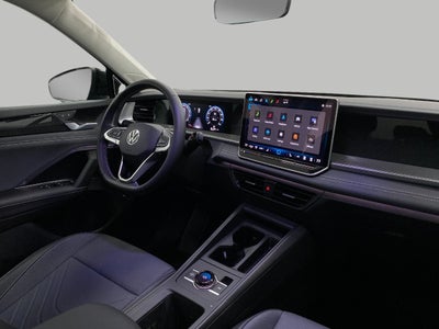 2025 Volkswagen Tiguan 2.0T SE 4MOTION