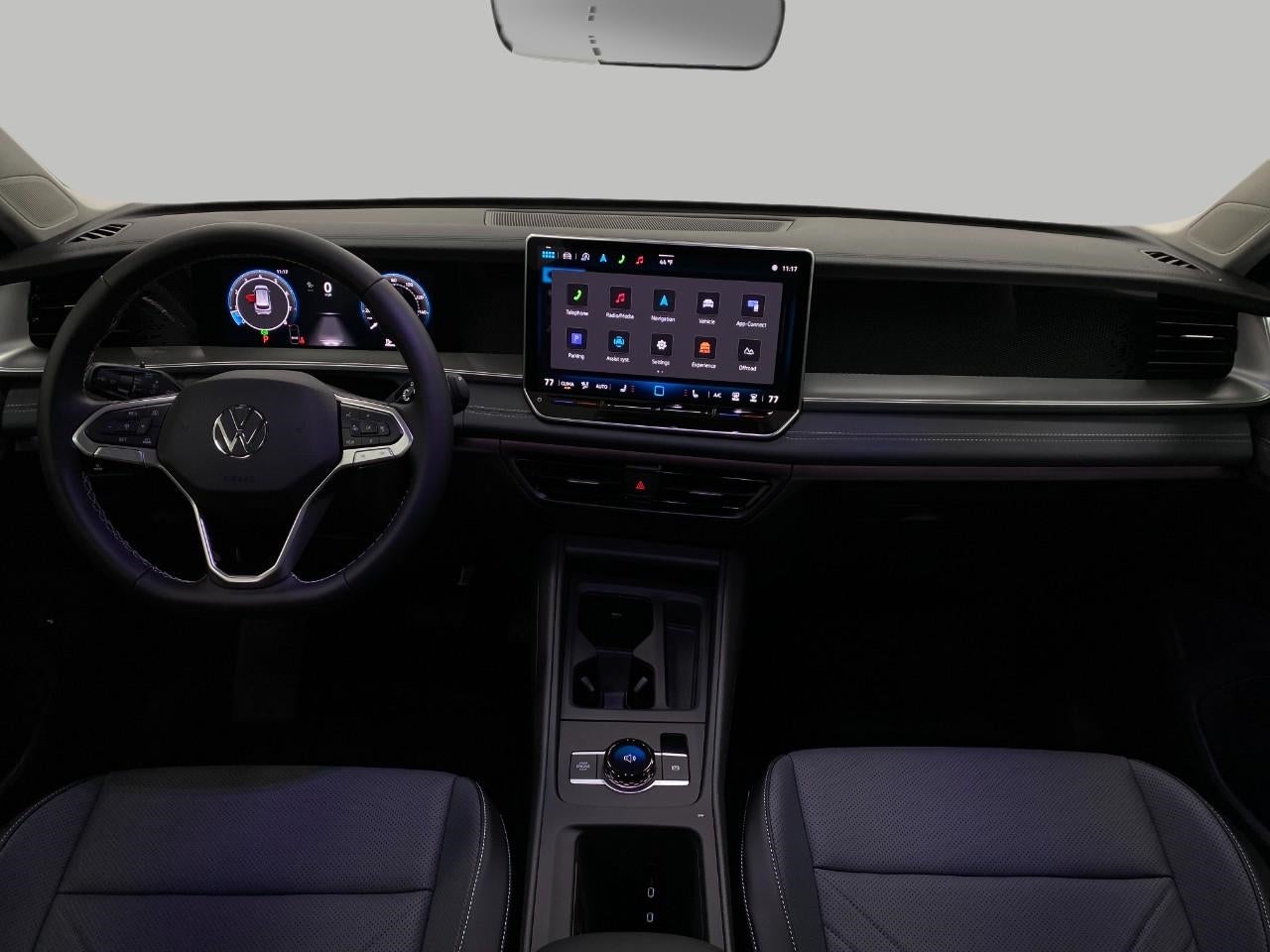 2025 Volkswagen Tiguan 2.0T SE 4MOTION