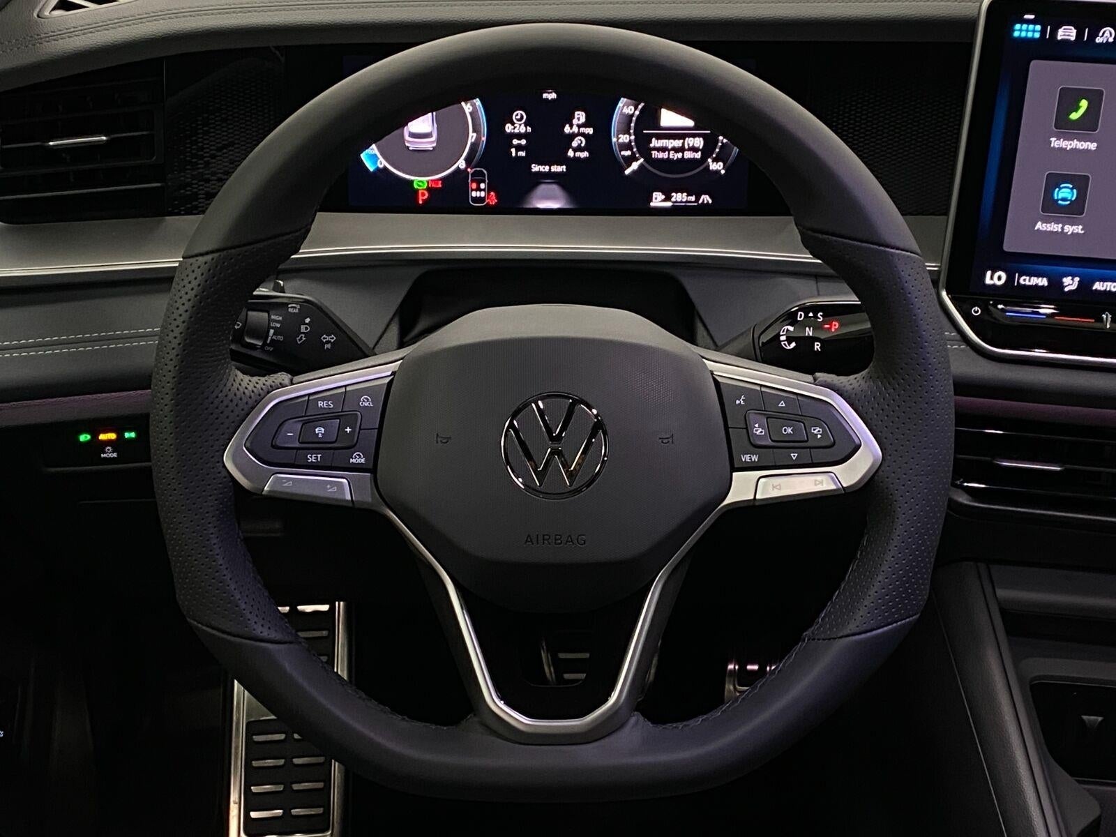 2026 Volkswagen Tiguan SE R-Line Black 4MOTION