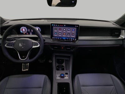 2026 Volkswagen Tiguan SE R-Line Black 4MOTION