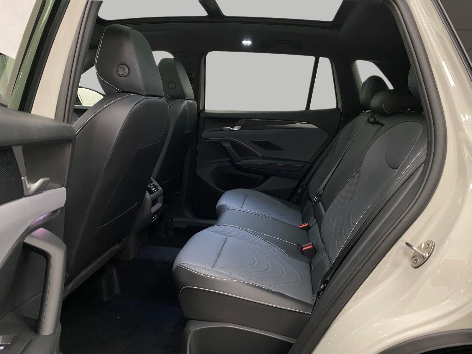 2026 Volkswagen Tiguan SE R-Line Black 4MOTION