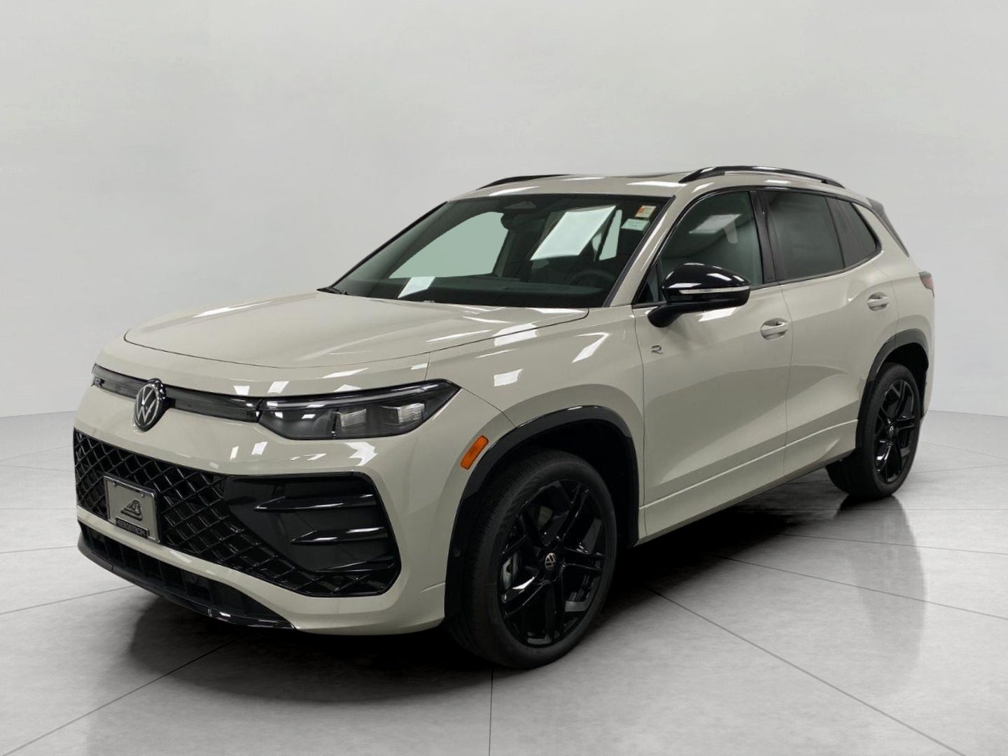 2026 Volkswagen Tiguan SE R-Line Black 4MOTION