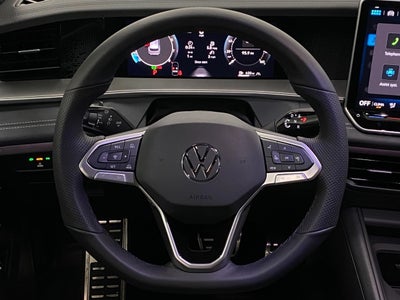 2026 Volkswagen Tiguan 2.0T SE R-Line Black 4MOTION