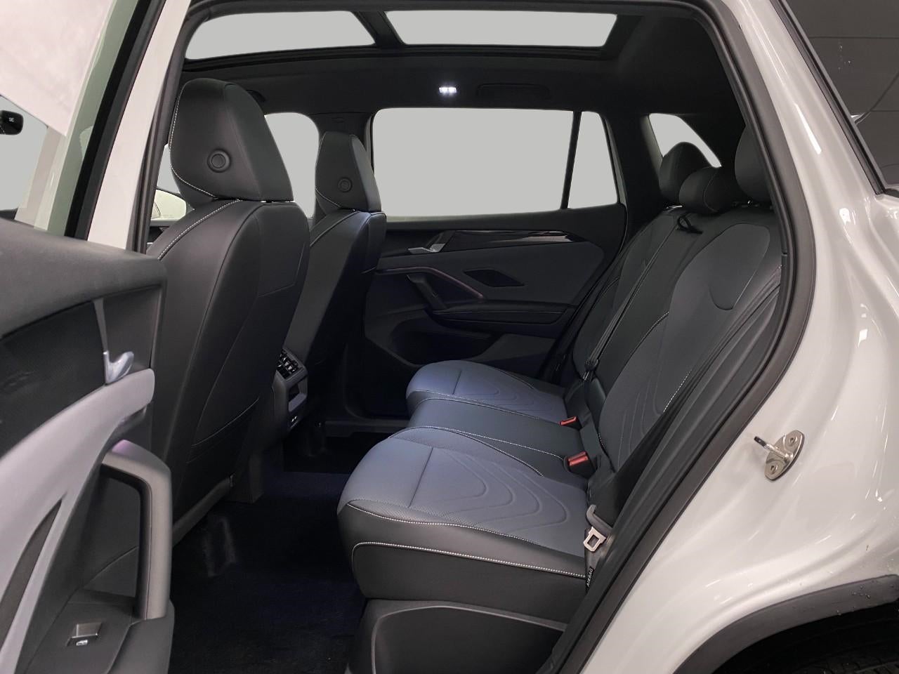 2026 Volkswagen Tiguan 2.0T SE R-Line Black 4MOTION